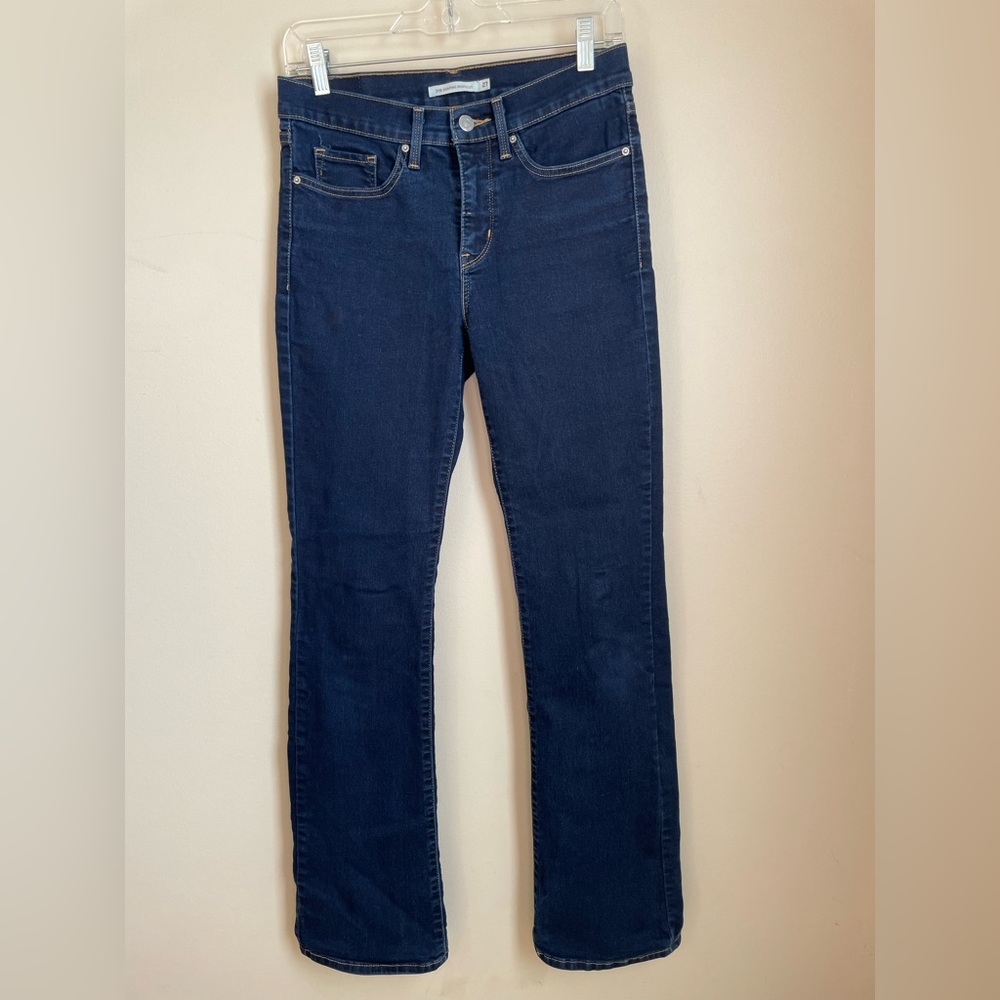 Levi’s 315 Shaping Bootcut Jeans